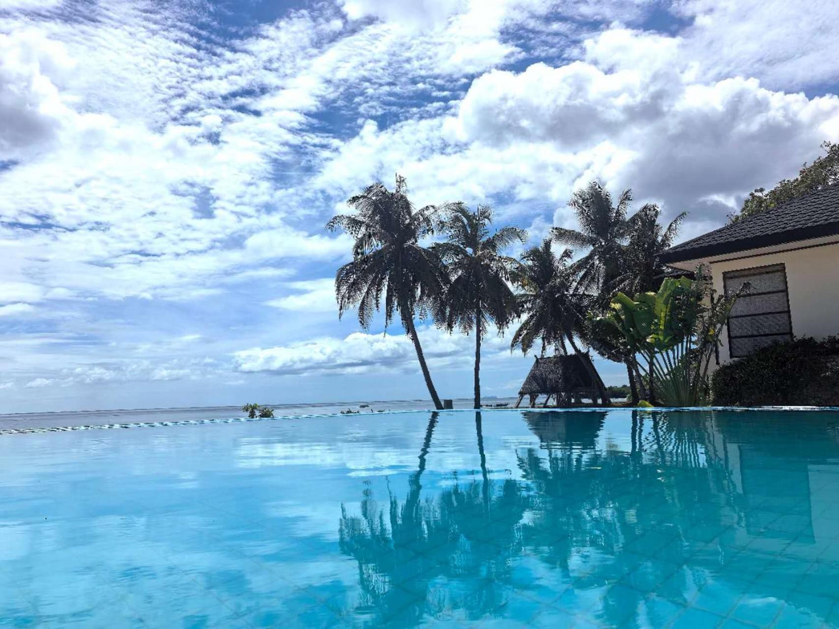 Blue Joys Msr Hotel Siquijor Bagian luar foto